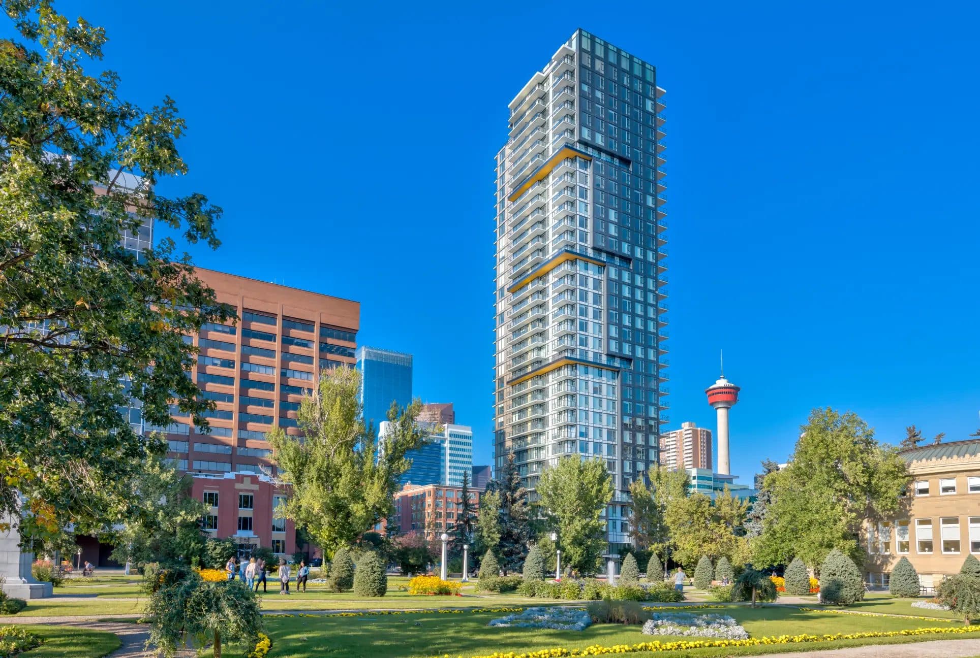 Park Point, Calgary — یکی از مجموعههای تکمیلشده Qualex-Landmark